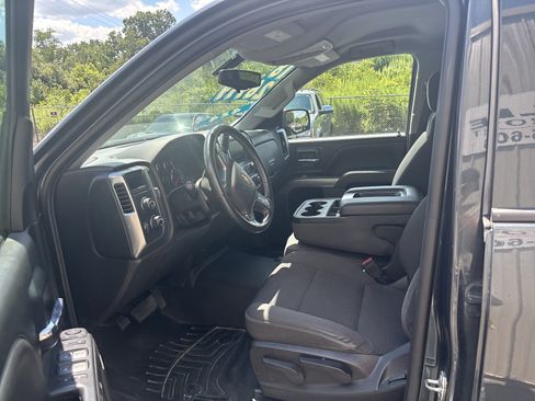 Used 2018 Chevrolet Silverado 1500 LT AWD/4WD image 8