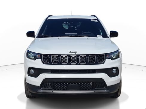 New 2026 Jeep Compass Latitude image 2
