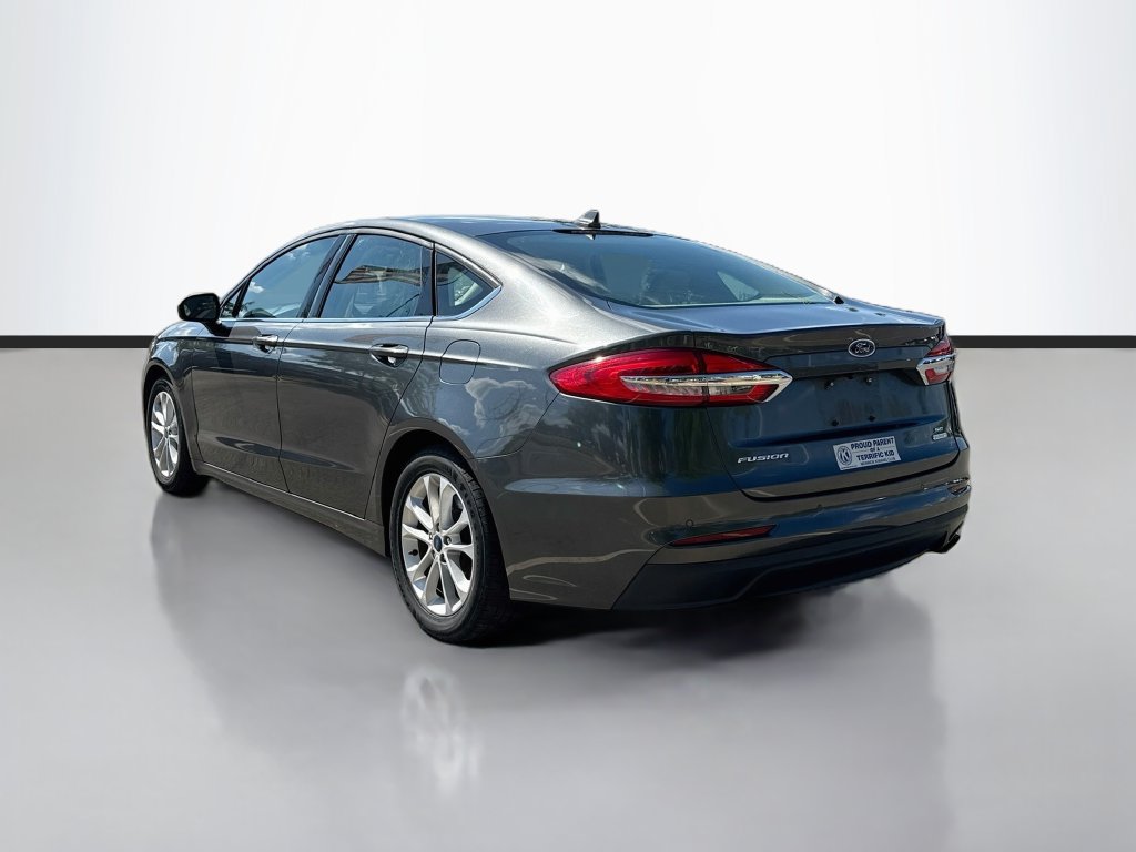 Used 2020 Ford Fusion SE FWD image 5