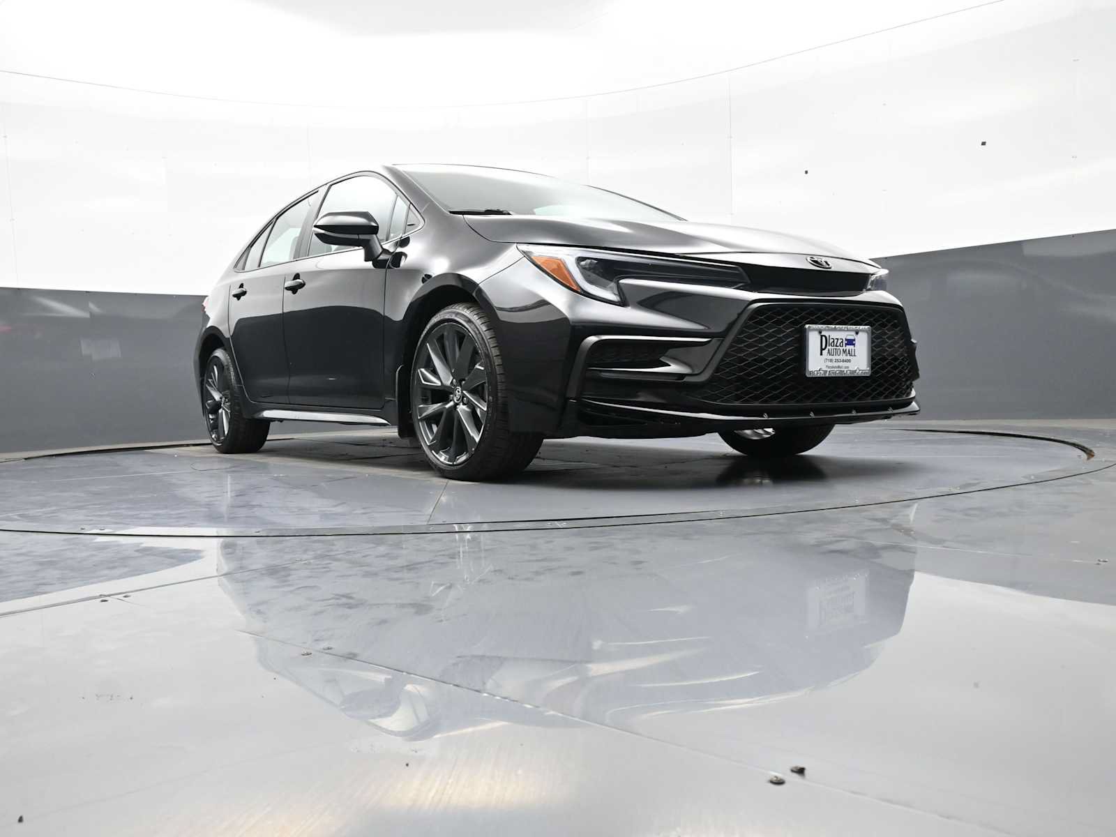 Certified 2025 Toyota Corolla SE w/ Convenience Package FWD image 26