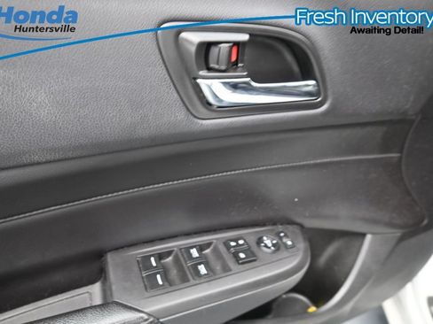 Used 2014 Acura ILX w/ Premium Package FWD image 16