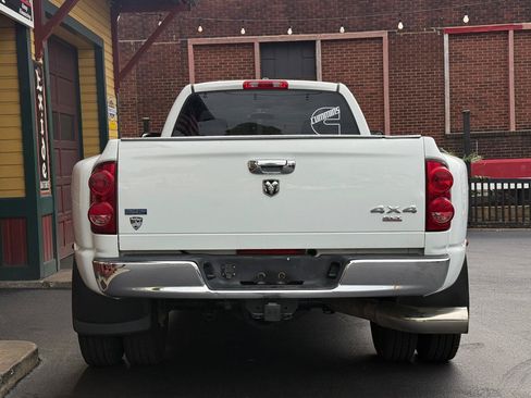 Used 2009 Dodge Ram 3500 Truck SXT AWD/4WD image 4