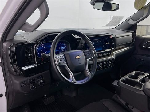 Used 2025 Chevrolet Silverado 1500 LT image 33