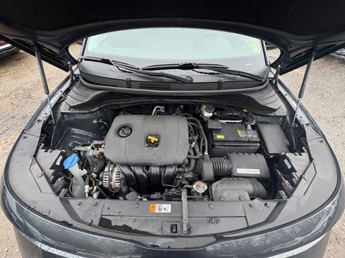 Used 2025 Kia Soul LX w/ LX Technology Package image 28