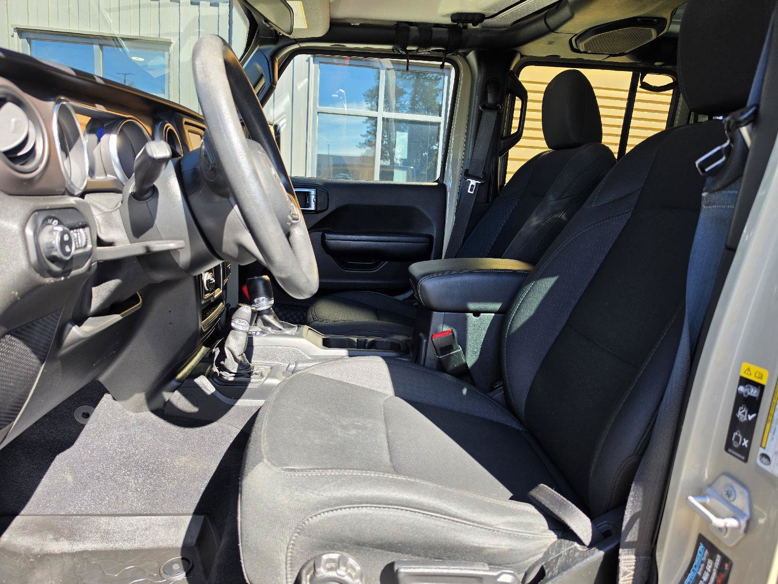 Used 2020 Jeep Gladiator Sport AWD/4WD image 11