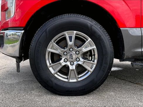Used 2017 Ford F150 XLT w/ Equipment Group 301A Mid RWD image 35