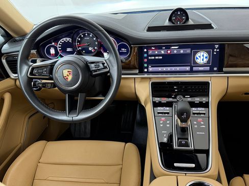 Certified 2023 Porsche Panamera 4 Platinum Edition AWD/4WD image 31