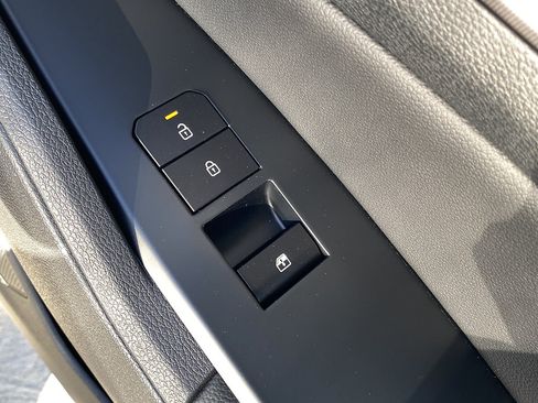 New 2026 Kia Sportage SX FWD image 25