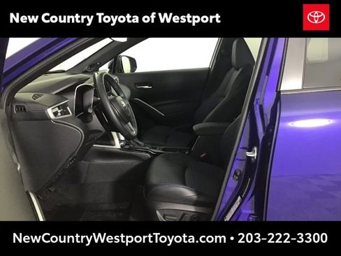 Used 2024 Toyota Corolla Cross XSE image 9