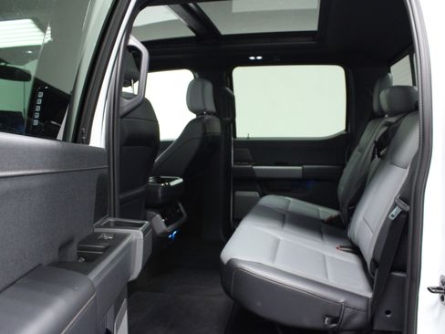 Used 2024 Ford F150 Lightning Lariat image 13