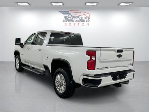 Used 2023 Chevrolet Silverado 3500 High Country image 6