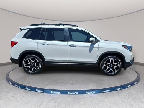Used 2023 Honda Passport EX-L image 5