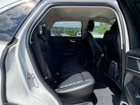 Used 2024 Ford Edge SEL w/ Convenience Package AWD/4WD image 10