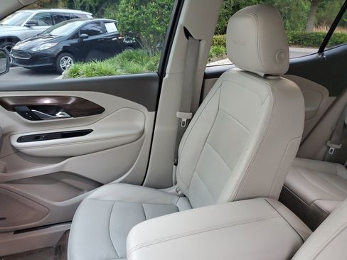 Used 2020 GMC Terrain Denali w/ Denali Premium Package image 92