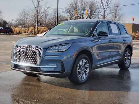 Certified 2024 Lincoln Corsair AWD w/ Equipment Group 101A image 2