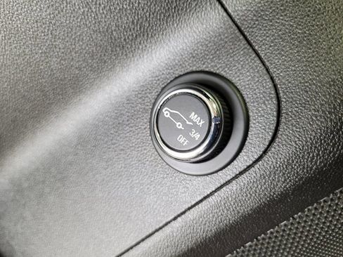 Used 2018 GMC Acadia SLE w/ Driver Alert Package I image 46