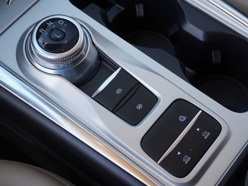 Used 2022 Ford Explorer Limited w/ Equipment Group 301A image 16