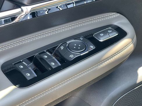 Certified 2023 Lincoln Corsair FWD image 24