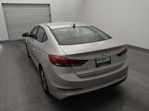 Used 2018 Hyundai Elantra SEL FWD image 6