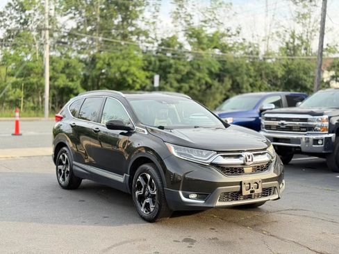 Used 2017 Honda CR-V Touring image 3