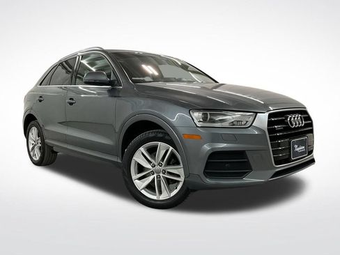 Used 2017 Audi Q3 2.0T Premium Plus w/ Premium Plus Package AWD/4WD image 4