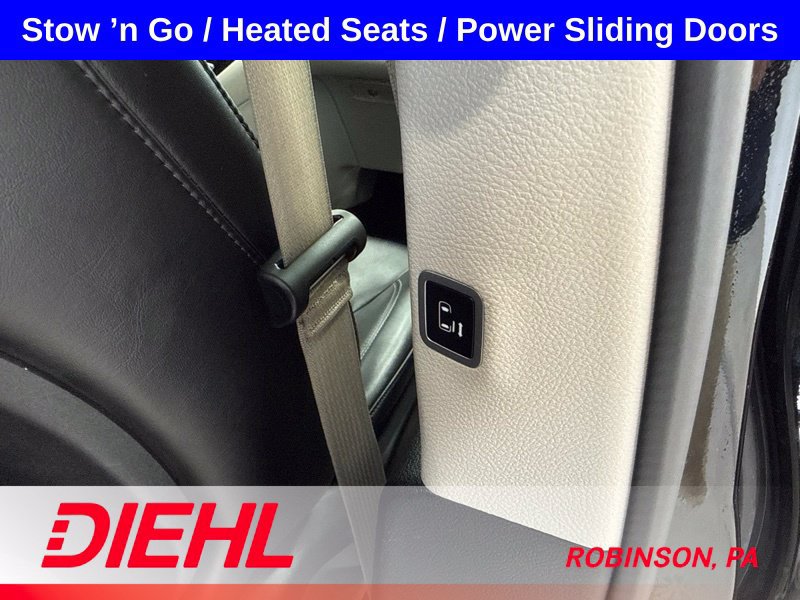 Used 2024 Chrysler Pacifica Touring-L FWD image 15