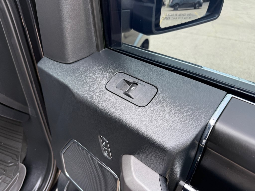 Used 2020 Ford F150 Platinum w/ Technology Package AWD/4WD image 30