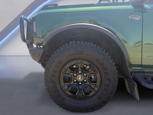 Certified 2024 Ford Bronco Wildtrak AWD/4WD image 18