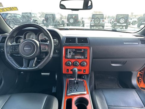 Used 2014 Dodge Challenger R/T image 30