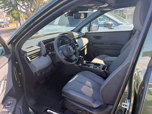 Certified 2026 Subaru Outback Limited AWD/4WD image 3