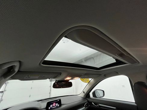 Used 2020 MAZDA CX-5 Touring image 4