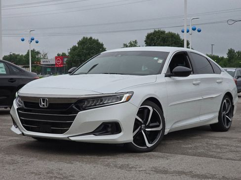 Used 2022 Honda Accord Sport image 1