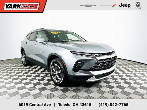 Used 2024 Chevrolet Blazer LT w/ Convenience Package image 1