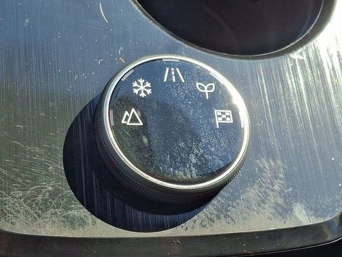 New 2026 Nissan Rogue S image 19