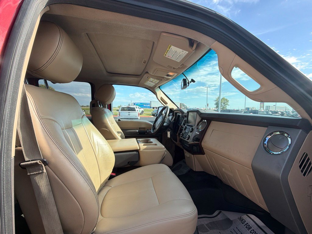 Used 2014 Ford F250 Lariat w/ Lariat Ultimate Package AWD/4WD image 28
