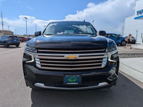 Certified 2024 Chevrolet Tahoe High Country AWD/4WD image 5