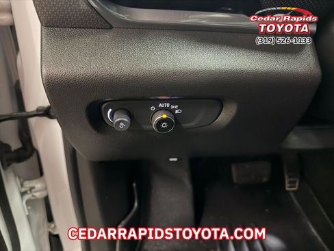 Used 2022 Chevrolet Traverse Premier w/ Redline Edition image 10