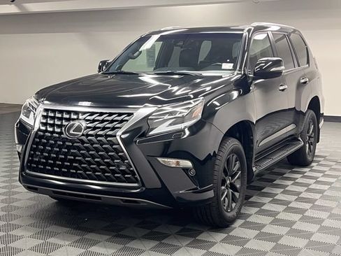 Used 2020 Lexus GX 460 Premium w/ Premium Package AWD/4WD image 2