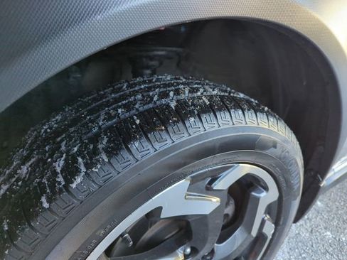 Used 2023 Subaru Crosstrek 2.5i Limited image 32