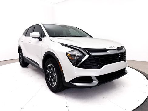 Certified 2023 Kia Sportage LX AWD/4WD image 10