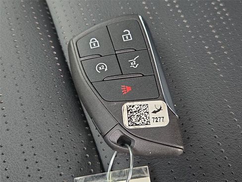 Used 2026 Buick Enclave Sport Touring AWD/4WD image 32