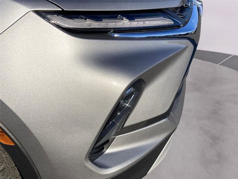 Used 2023 Chevrolet Blazer LT image 8