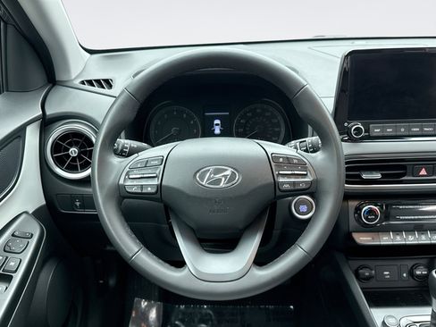 Used 2023 Hyundai Kona SEL w/ Convenience Package image 12