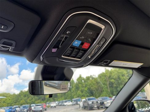 New 2025 Jeep Grand Cherokee L Limited w/ Black Appearance Package image 40