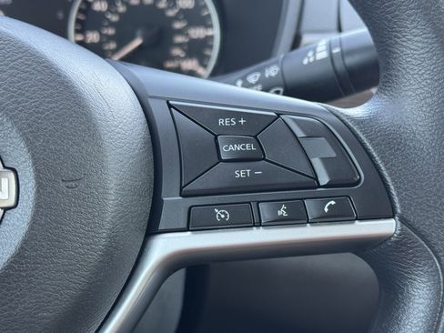 Used 2023 Nissan Altima 2.5 SV image 17