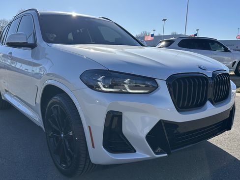 Certified 2024 BMW X3 sDrive30i w/ M Sport Package image 2