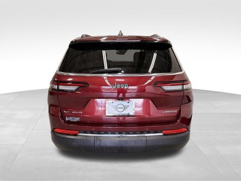 Used 2022 Jeep Grand Cherokee L Limited AWD/4WD image 5