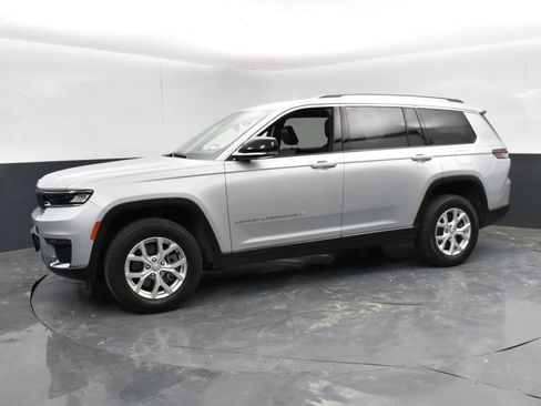 Used 2023 Jeep Grand Cherokee L Limited image 4