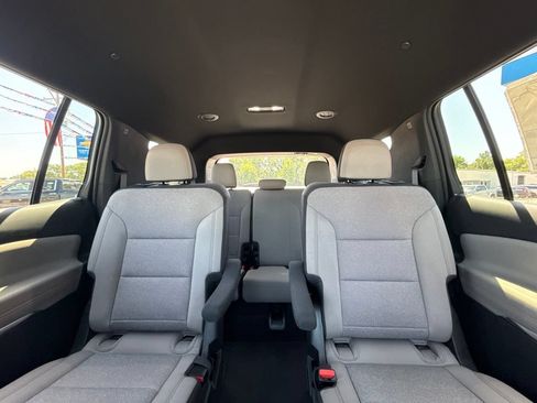 New 2026 Chevrolet Traverse LT FWD image 20
