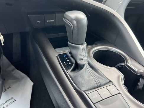 Used 2024 Toyota Camry SE image 26
